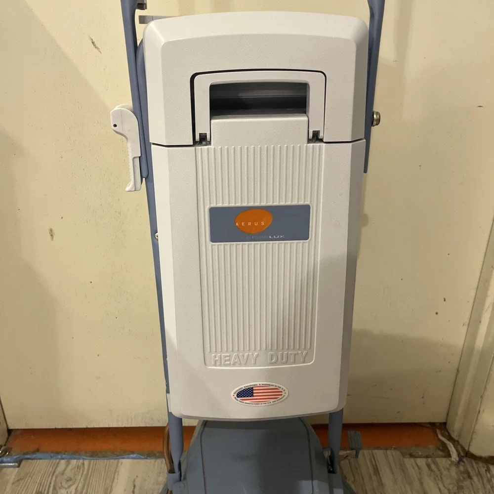 Electrolux S105L Epic Floor Pro Heavy Duty Carpet Shampooer Scrubber NO Brushes